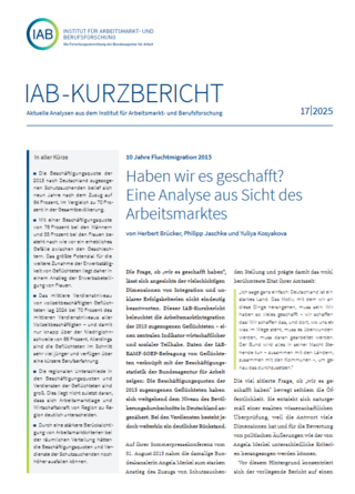 IAB-Kurzbericht zur Arbeitsmarktintegration von 2015 eingereisten Flüchtlingen (08/2025): Die Beschäftigungsquote lag neun Jahre nach ihrem Zuzug bei 64 % und damit nur noch knapp unter dem Durchschnitt der Gesamtbevölkerung (70 %).